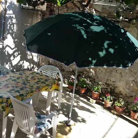 Apartman Anthony Pula Zewnętrze zdjęcie
